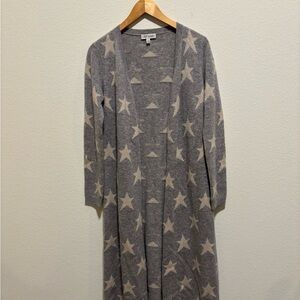 Neiman Marcus Cashmere Gray and Cream Star long cardigan sweater